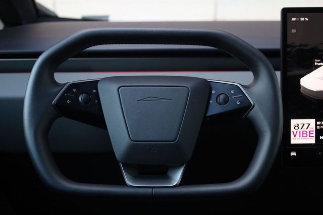 2026 Tesla Cybertruck Premium - 23084145 - 33