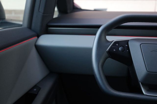 2026 Tesla Cybertruck Premium - 23084145 - 34