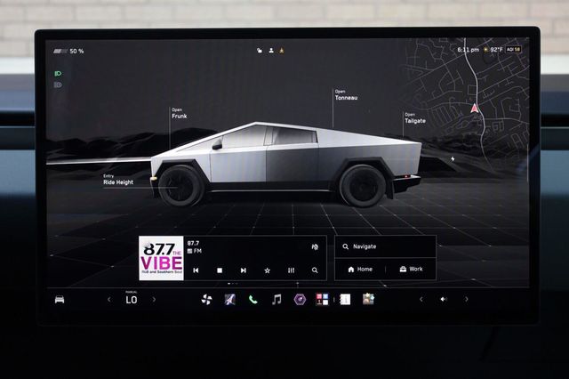 2026 Tesla Cybertruck Premium - 23084145 - 41