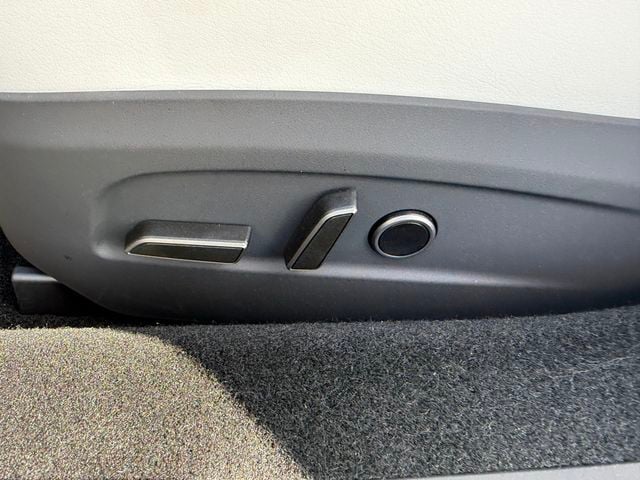 2026 Tesla Model 3 Performance AWD - 23055450 - 10