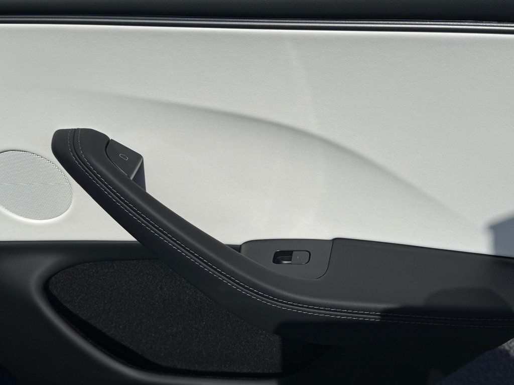 2026 Tesla Model 3 Performance AWD - 23055450 - 29