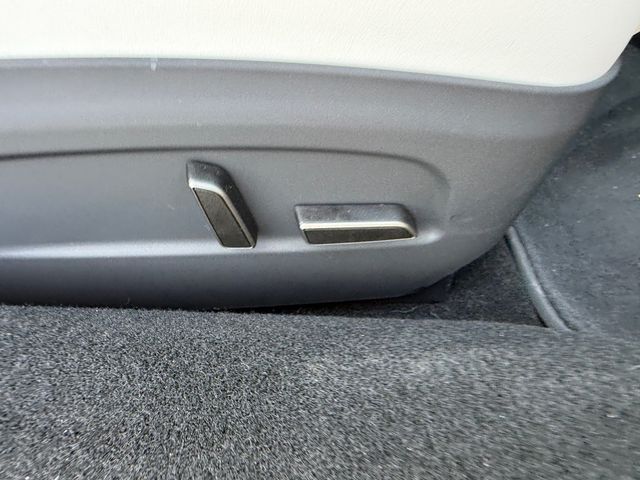 2026 Tesla Model 3 Performance AWD - 23055450 - 32
