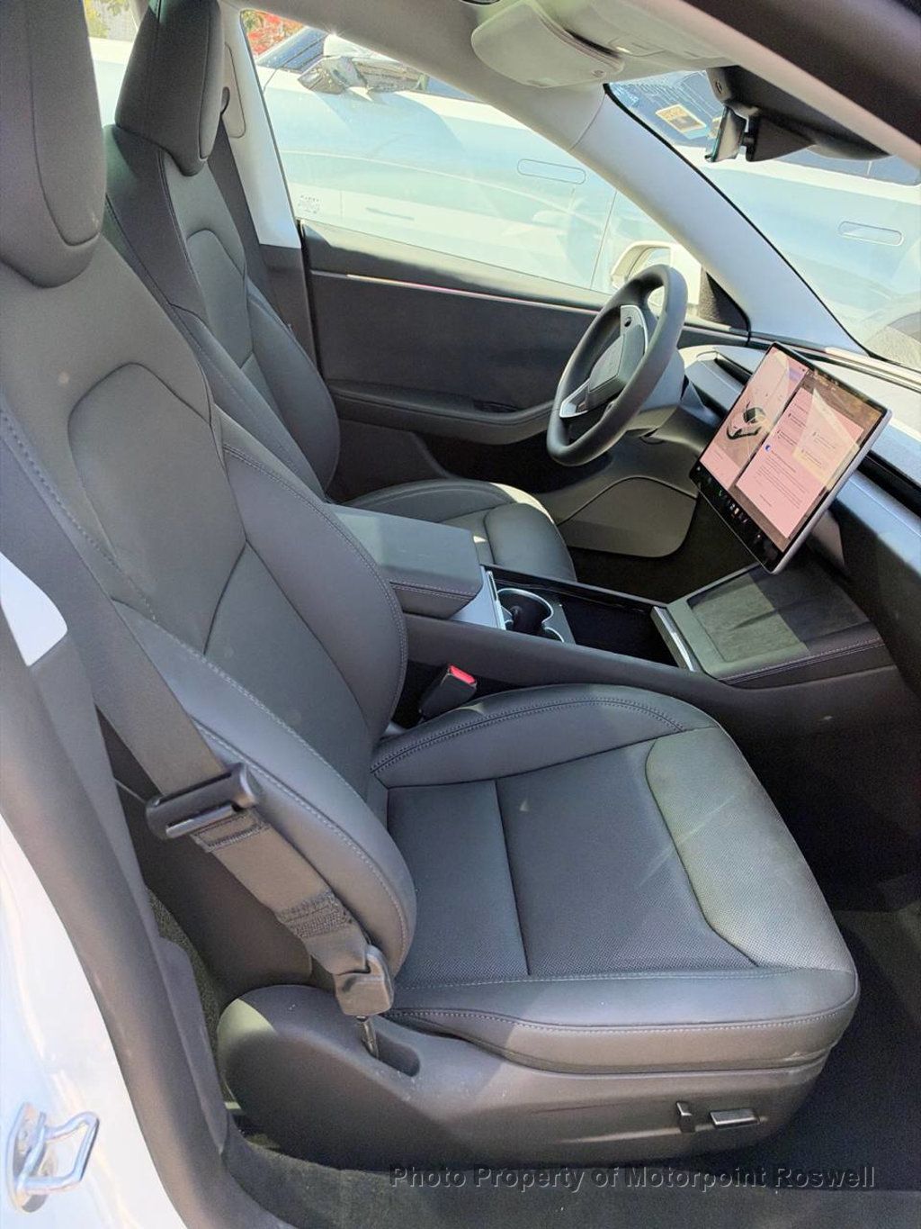 Tesla Model 3 photo 2