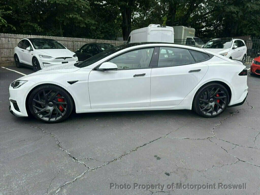 Tesla Model S  photo 11