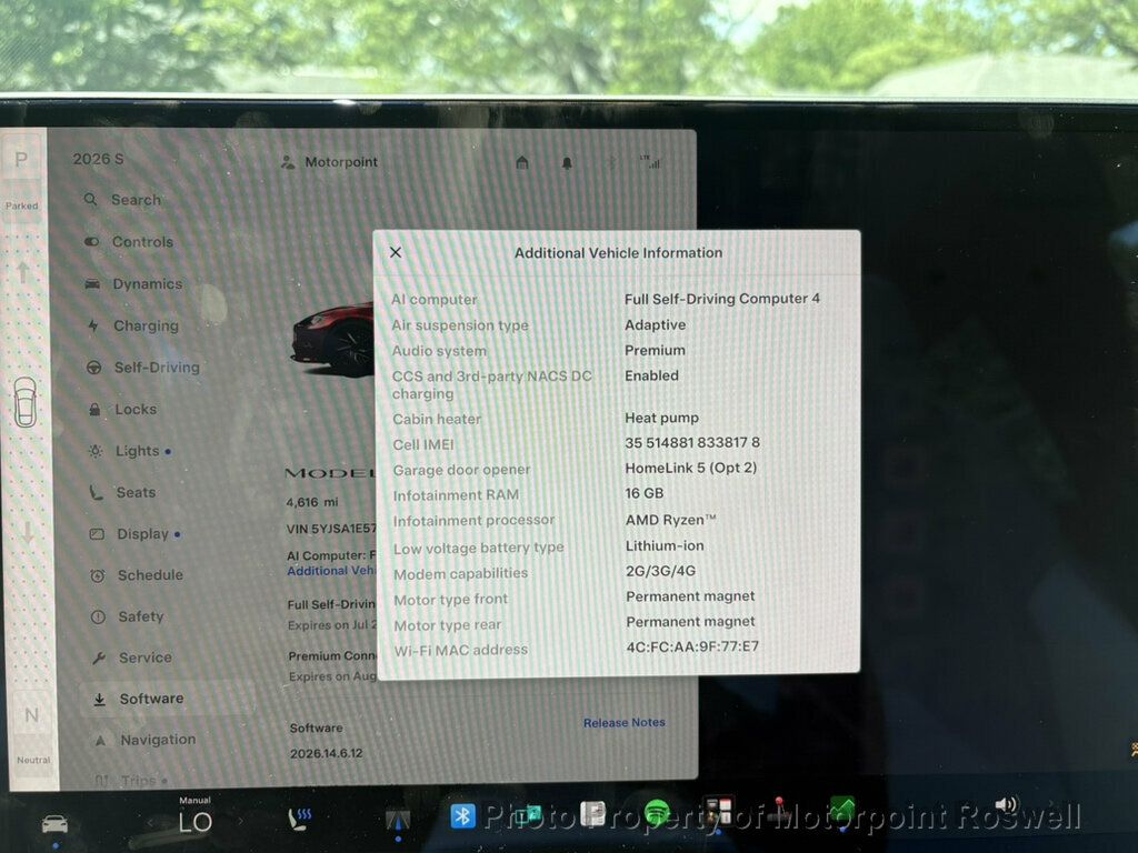 Tesla Model S AWD photo 20