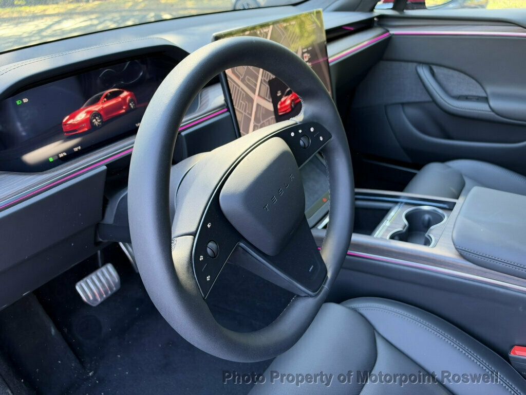Tesla Model S photo 12