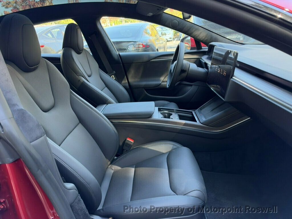 Tesla Model S photo 23