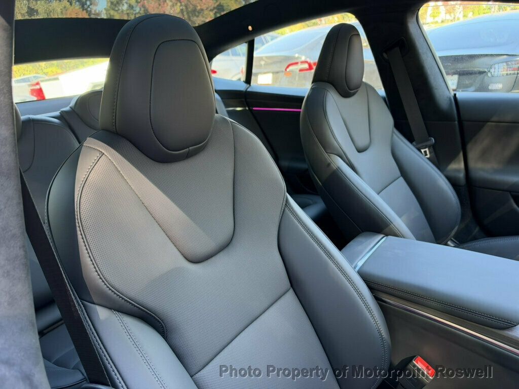 Tesla Model S photo 25