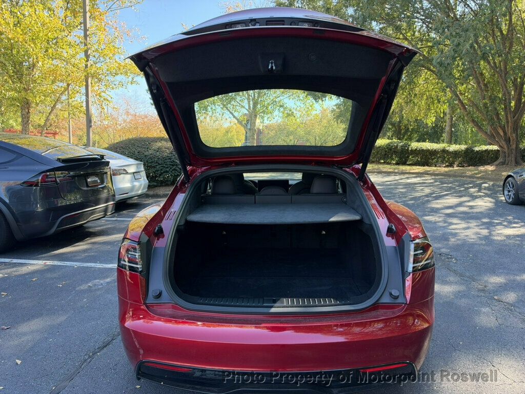 Tesla Model S photo 9