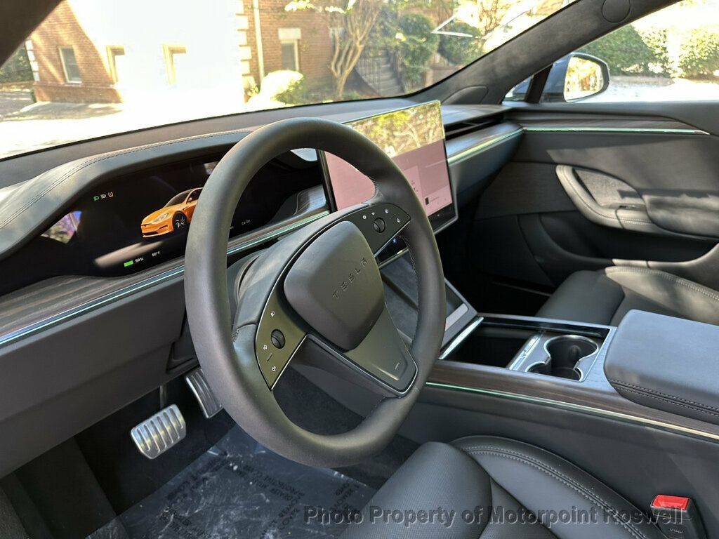 Tesla Model S photo 11
