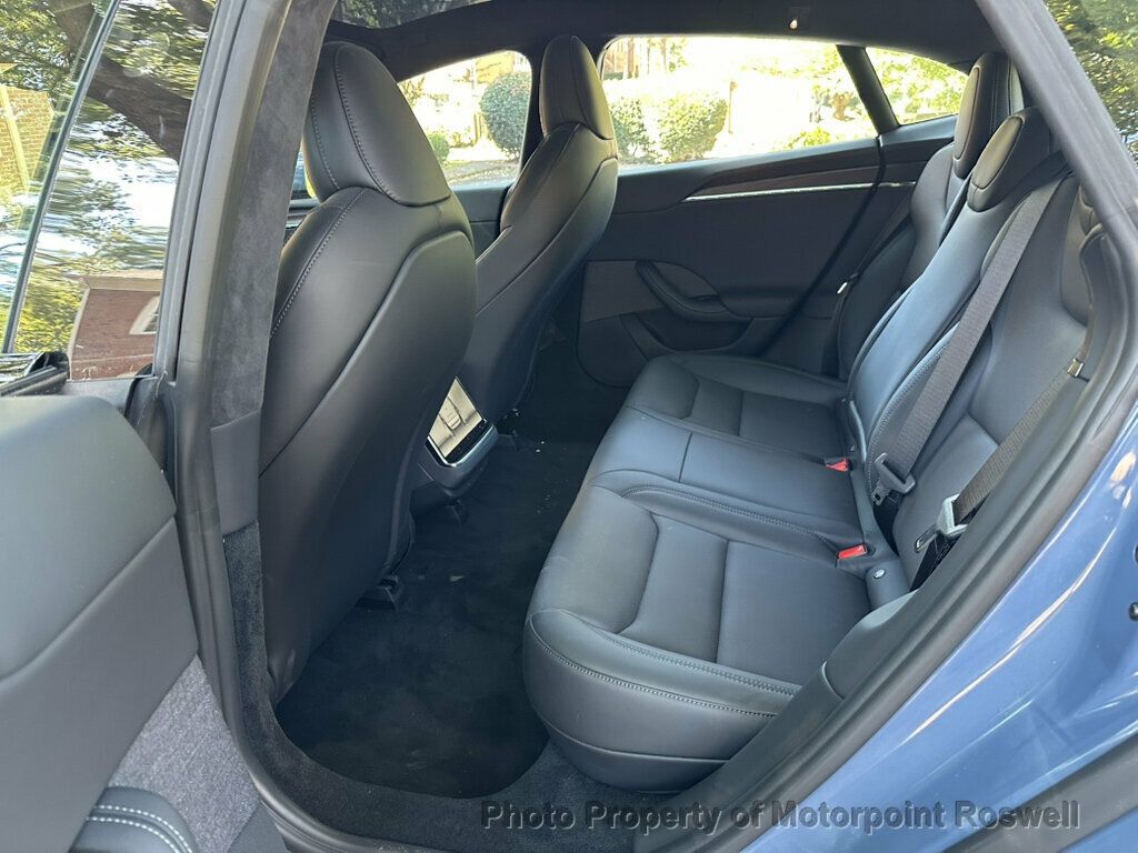 Tesla Model S photo 12