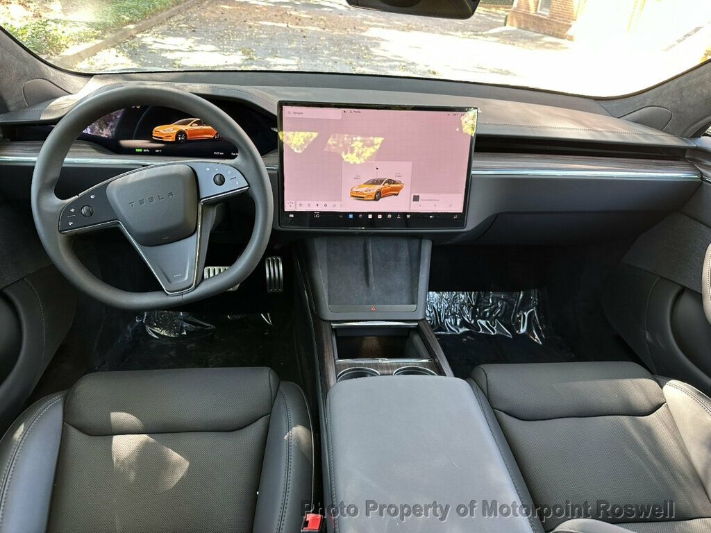 Tesla Model S photo 17
