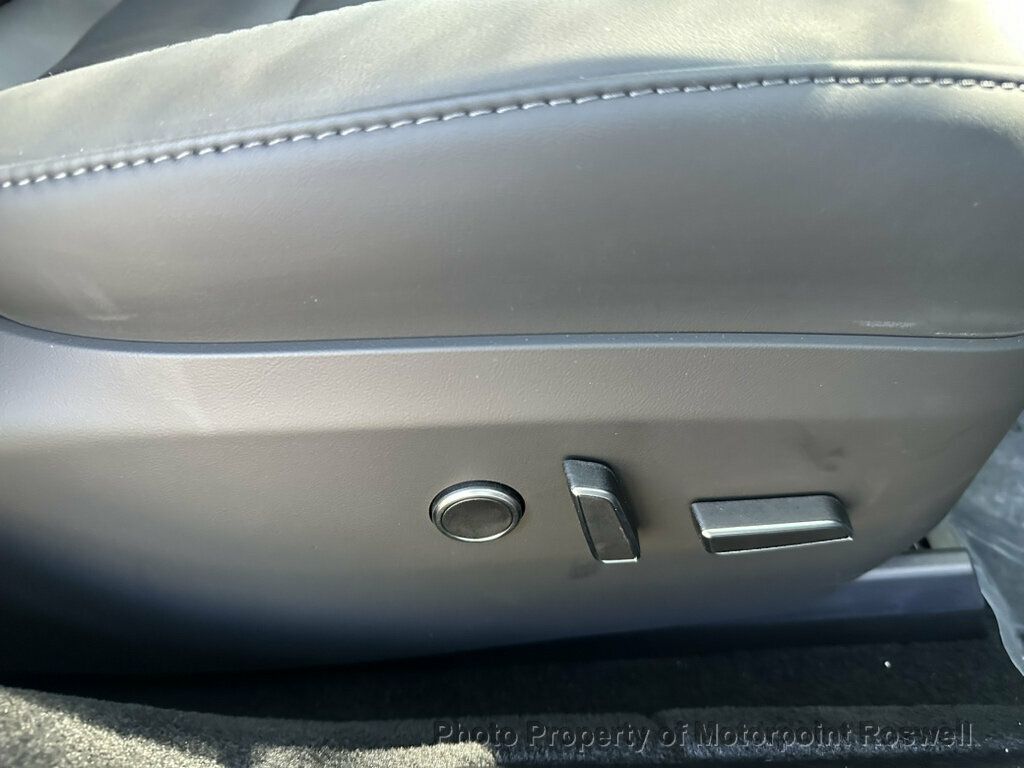 Tesla Model S photo 20
