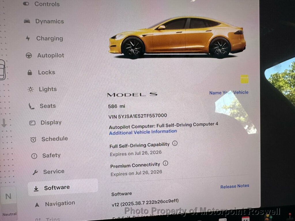 Tesla Model S photo 22