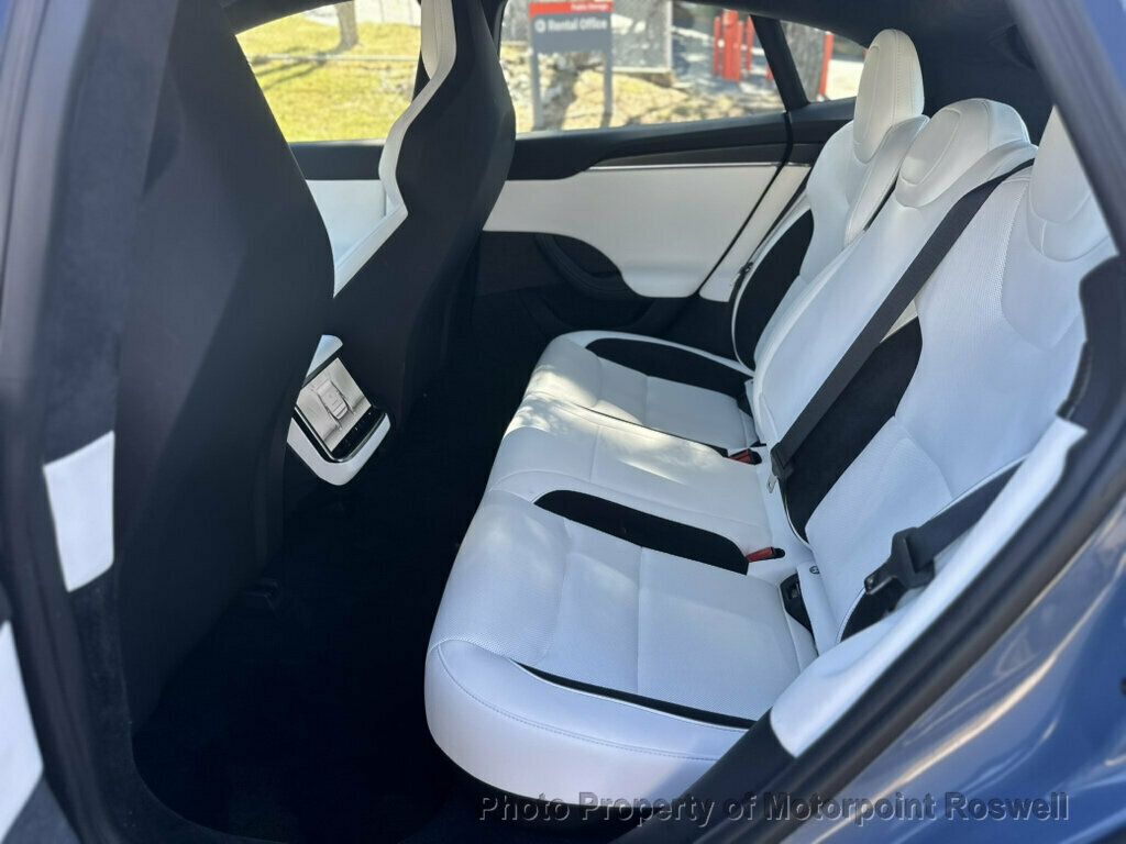 Tesla Model S photo 16