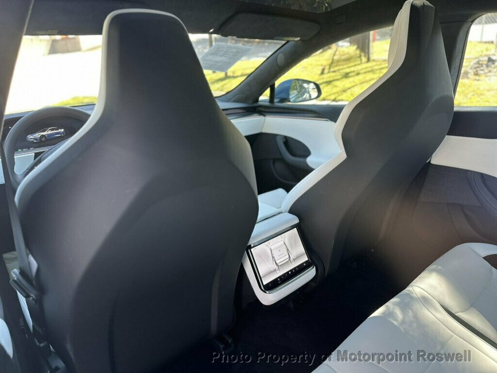 Tesla Model S photo 18