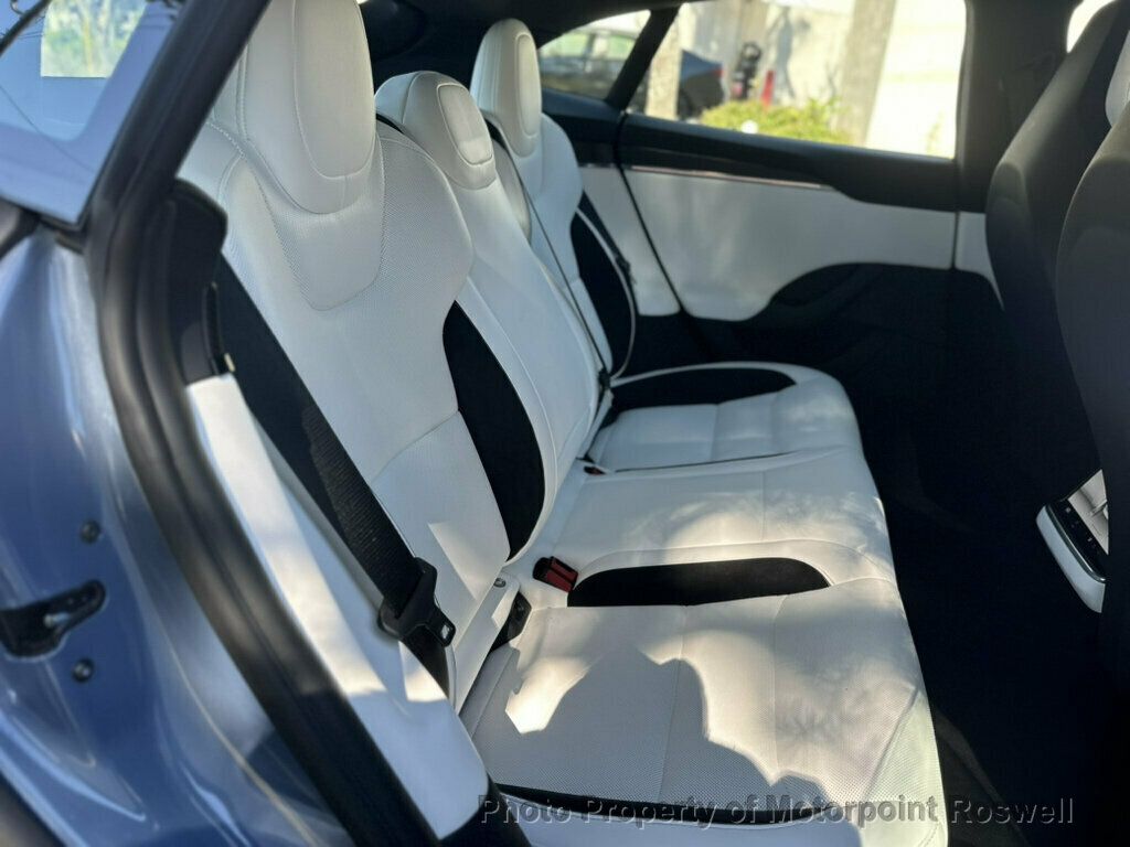 Tesla Model S photo 21