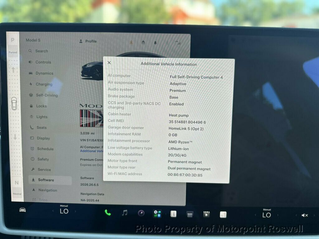Tesla Model S photo 29