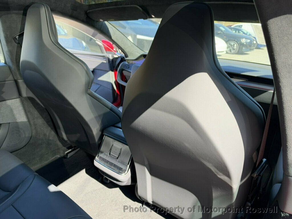 Tesla Model S photo 23