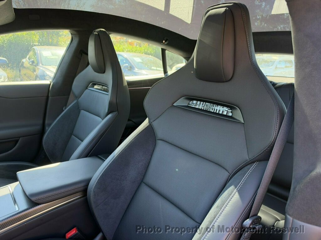 Tesla Model S photo 9