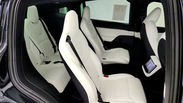 2026 Tesla Model X Plaid AWD - 22999588 - 28