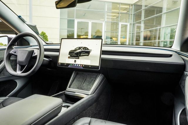 2026 Tesla Model Y AWD - 23054365 - 18