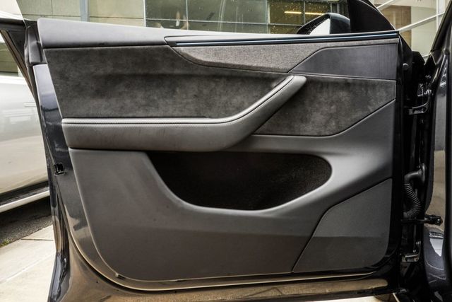 2026 Tesla Model Y AWD - 23054365 - 27
