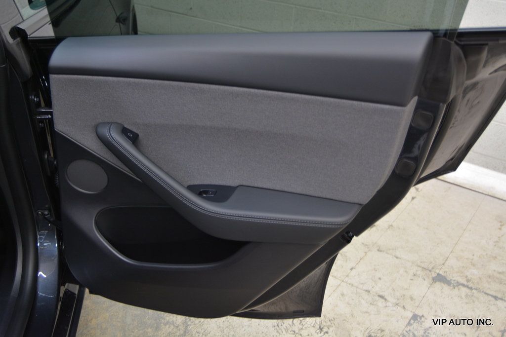 2026 Tesla Model Y AWD - 23085577 - 16