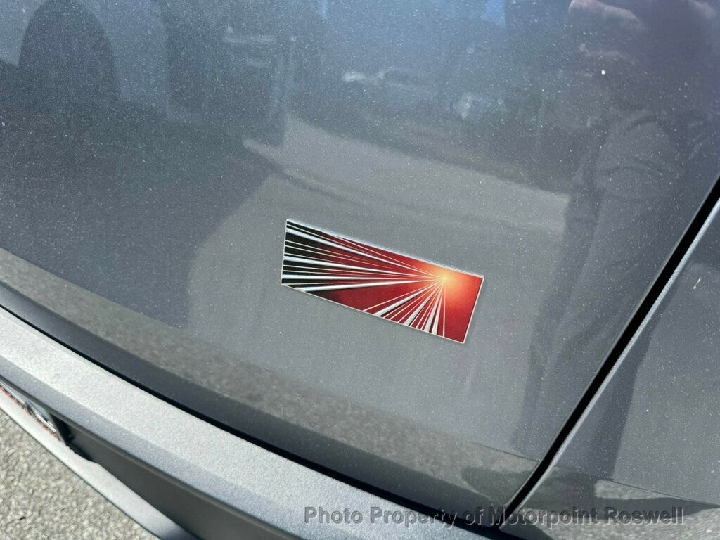 2026 Tesla Model Y photo 7