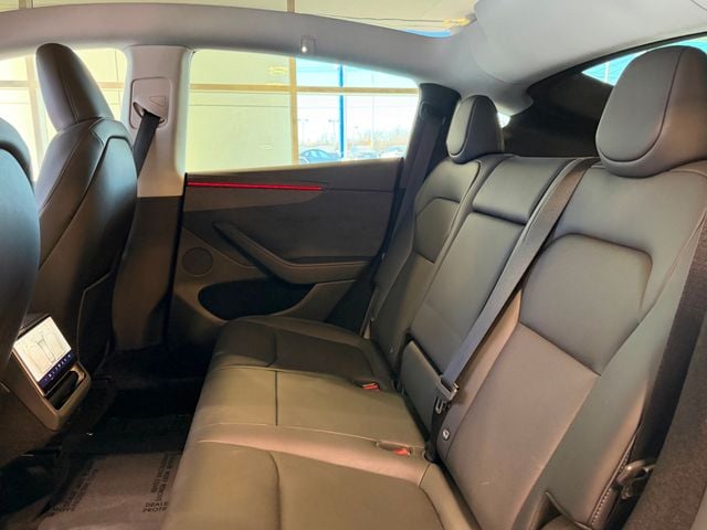 2026 Tesla Model Y Long Range AWD - 22978276 - 20