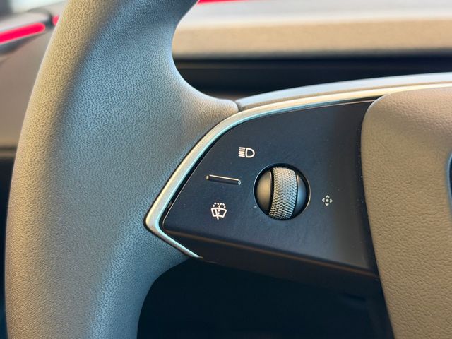 2026 Tesla Model Y Long Range AWD - 22978276 - 27