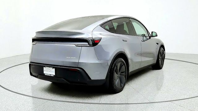 2026 Tesla Model Y Long Range AWD - 23098454 - 4