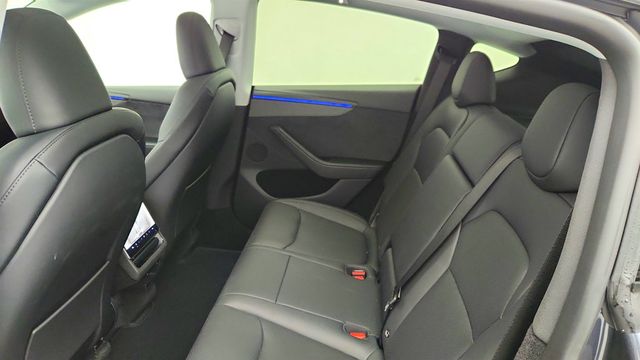 2026 Tesla Model Y Long Range AWD - 23002126 - 24