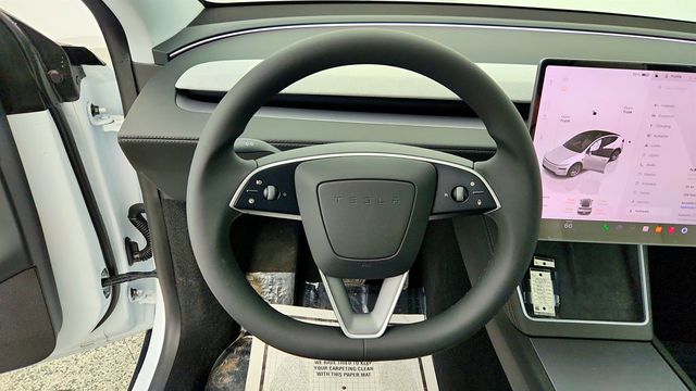 2026 Tesla Model Y Long Range AWD - 23008196 - 12