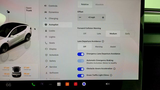 2026 Tesla Model Y Long Range AWD - 23008196 - 19