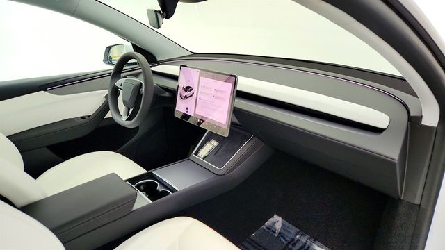 2026 Tesla Model Y Long Range AWD - 23008196 - 28