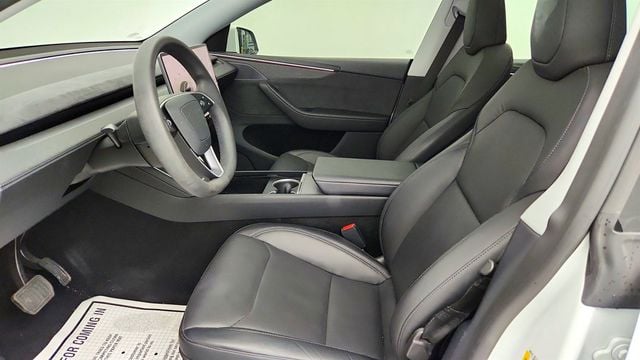 2026 Tesla Model Y Long Range AWD - 23065980 - 23