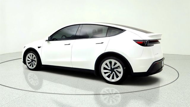2026 Tesla Model Y Long Range AWD - 23065980 - 6