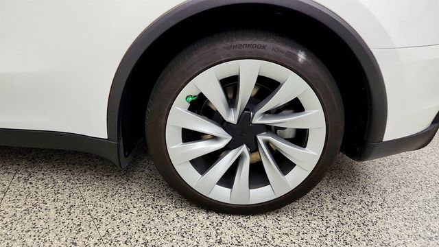 2026 Tesla Model Y Long Range AWD - 23065980 - 8