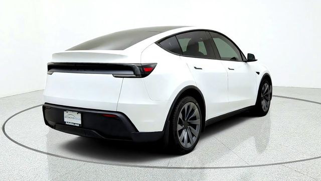 2026 Tesla Model Y Long Range AWD - 23093274 - 4