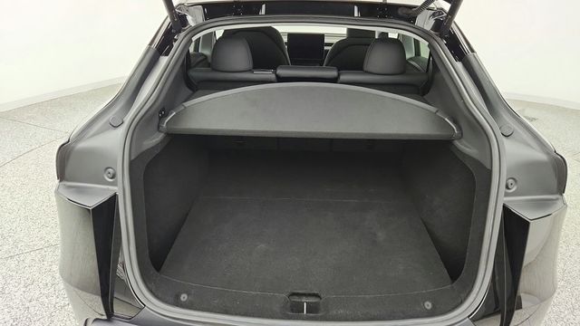 2026 Tesla Model Y Long Range AWD - 23094609 - 26