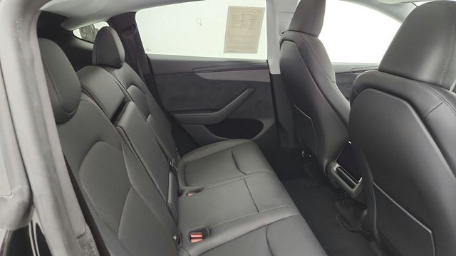 2026 Tesla Model Y Long Range AWD - 23094609 - 27