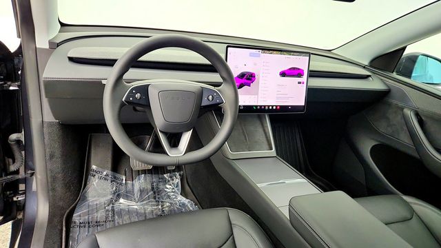 2026 Tesla Model Y Long Range AWD - 23095727 - 11