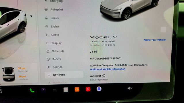 2026 Tesla Model Y Long Range AWD w/ White & Black Premium Interior - 23008196 - 13