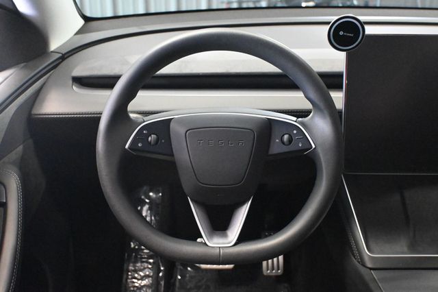 2026 Tesla Model Y Long Range Launch Series AWD - 23088894 - 11