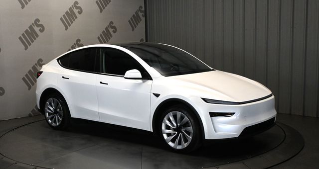 2026 Tesla Model Y Long Range Launch Series AWD - 23088894 - 2