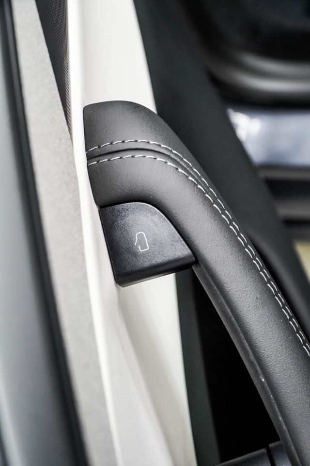 2026 Tesla Model Y Long Range Launch Series AWD - 22953623 - 38