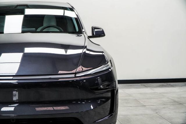 2026 Tesla Model Y Long Range Launch Series AWD - 22953623 - 3