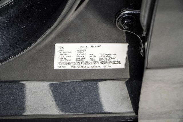 2026 Tesla Model Y Long Range Launch Series AWD - 22953623 - 40