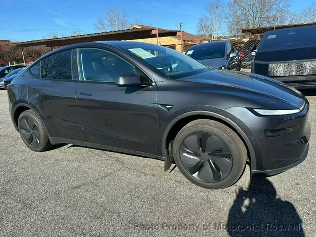 2026 Tesla Model Y Long Range Launch Series AWD - 22943300 - 12